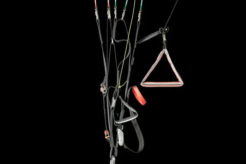 APCO F3 Bi MKII – paramotor wing by APCO Aviation in flight (image 15)