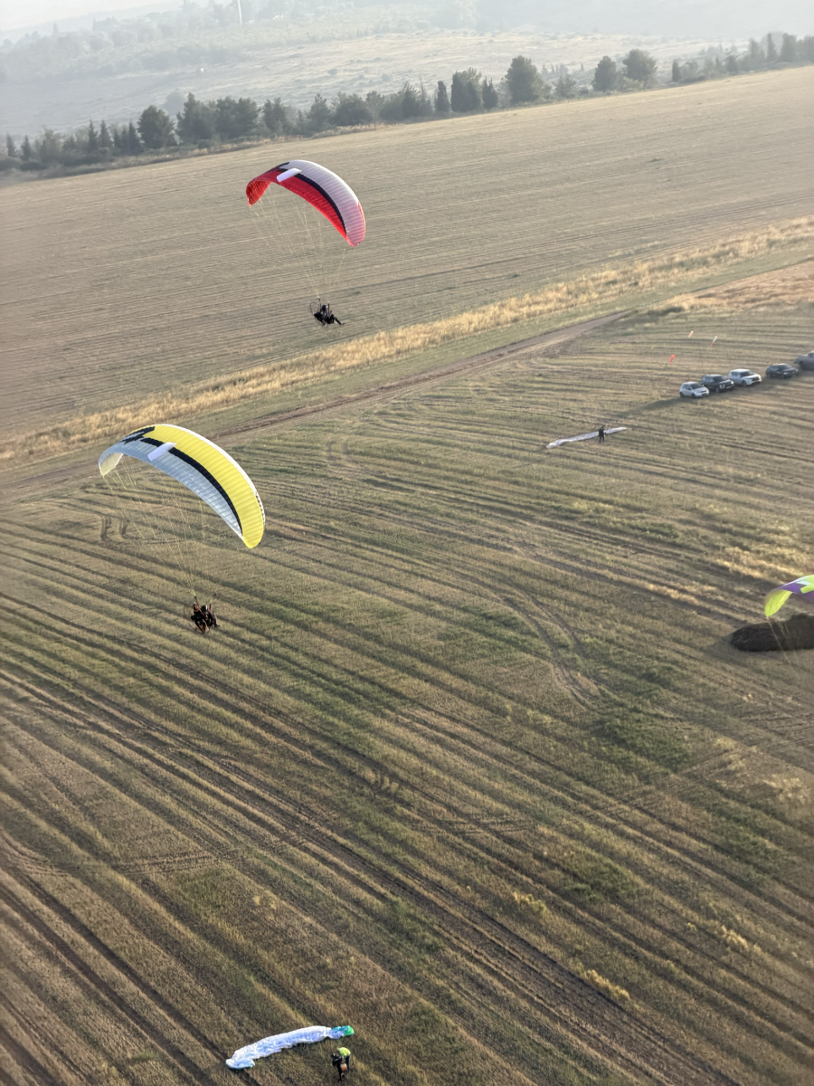 APCO F3 MKII – aile de paramoteur d'APCO Aviation en vol (image 22)