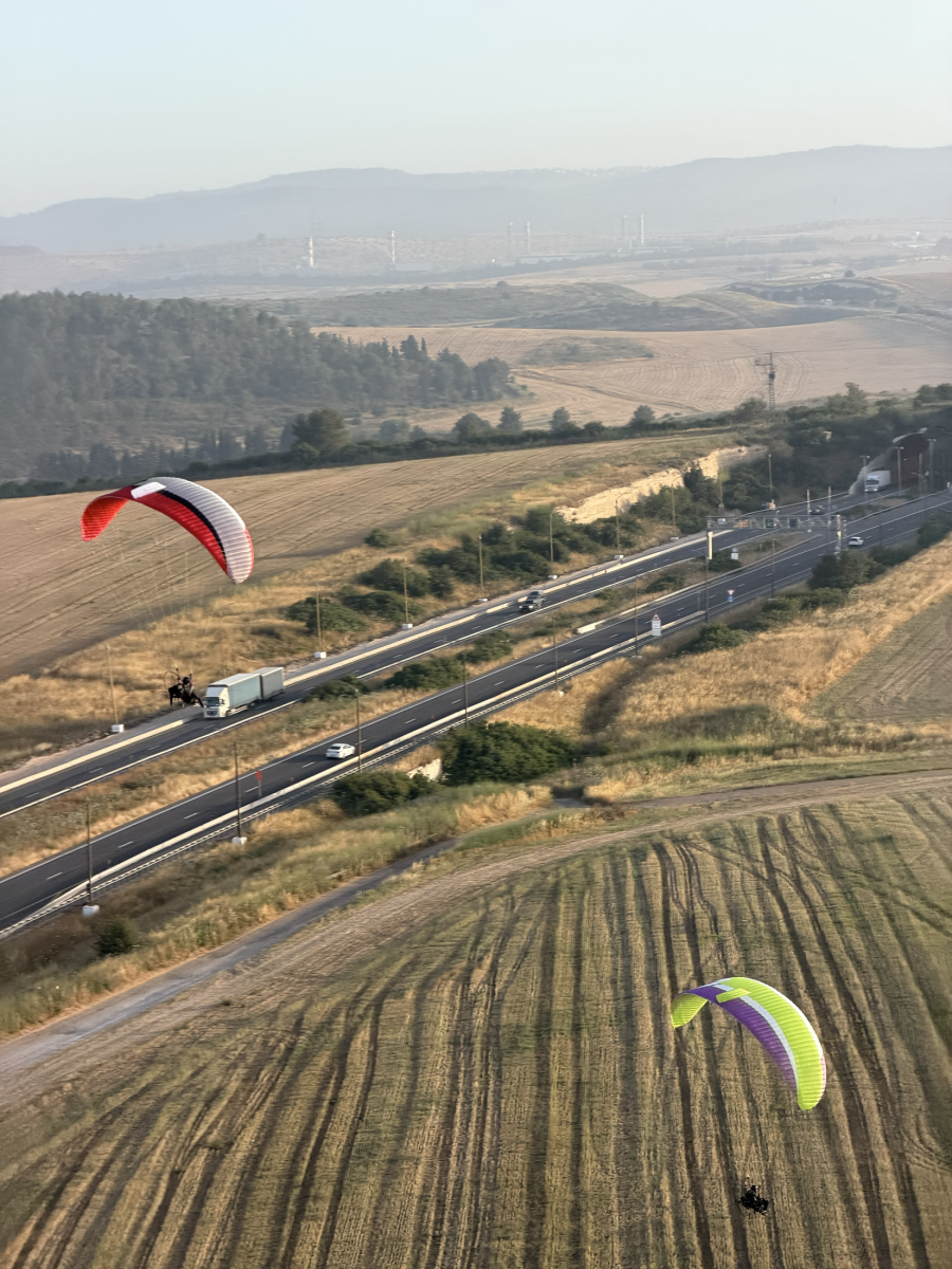 APCO F3 MKII – aile de paramoteur d'APCO Aviation en vol (image 23)