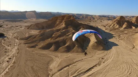 APCO F5 – paramotor wing by APCO Aviation in flight (image 10)