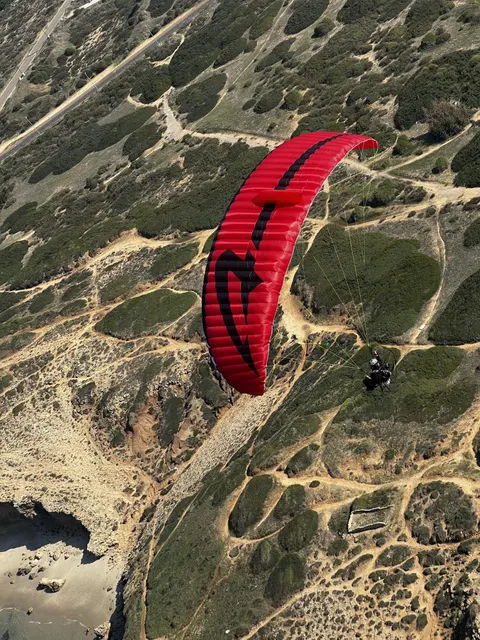 APCO F7 – paramotor wing by APCO Aviation in flight (image 8)