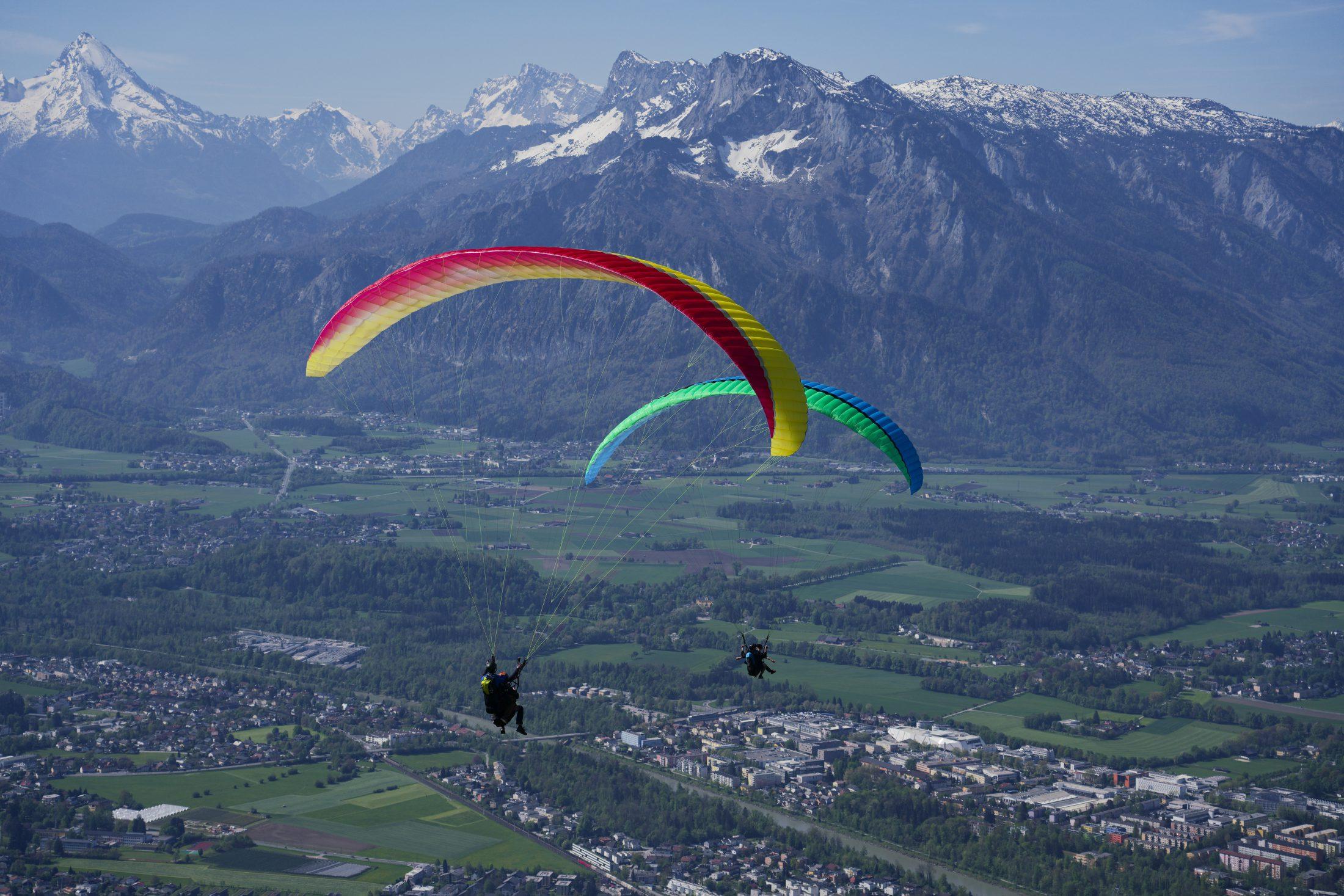 APCO Game MKIII – EN-B paraglider by APCO Aviation in flight (image 5)