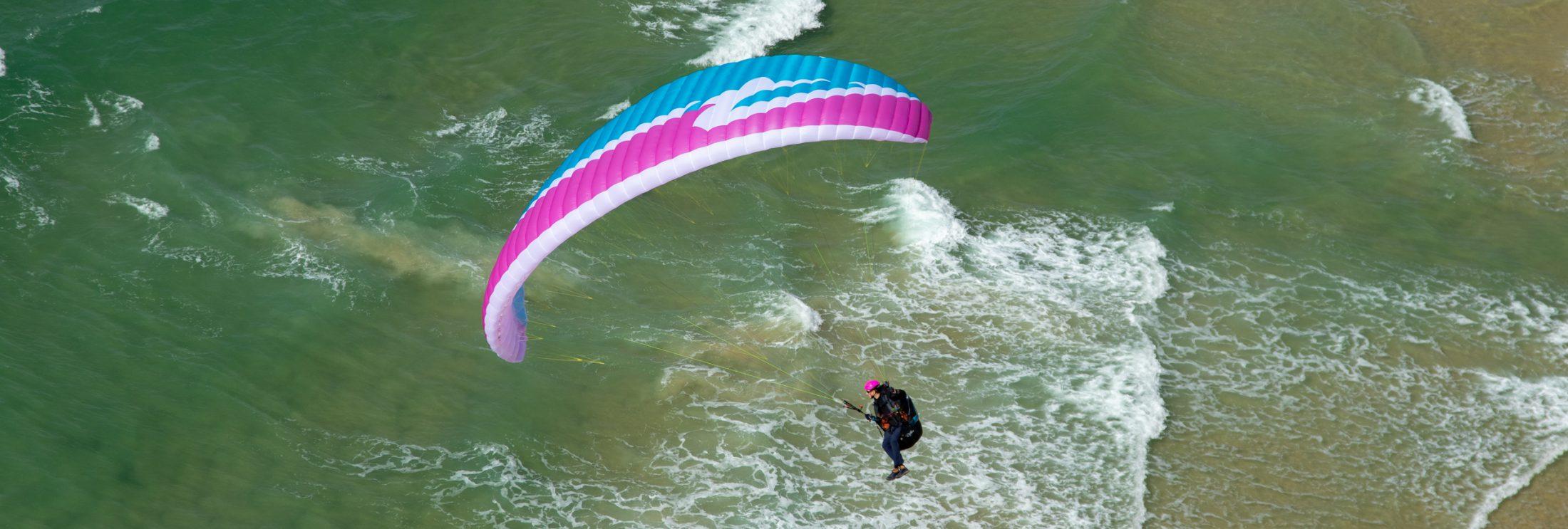 APCO Karisma II Paramotor – EN-A aile de paramoteur d'APCO Aviation en vol (image 13)