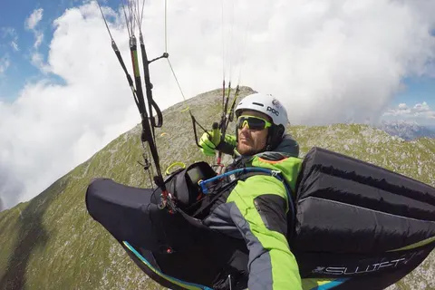APCO Swift Race – harness by APCO Aviation (image 3)